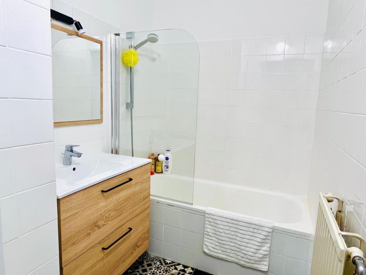 Apartment 50M2-Free Private Parking-Self Check In !! Appartement 50M2 Intramuros-Parking Prive Gratuit-Arrivee Autonome!! Авиньон Экстерьер фото