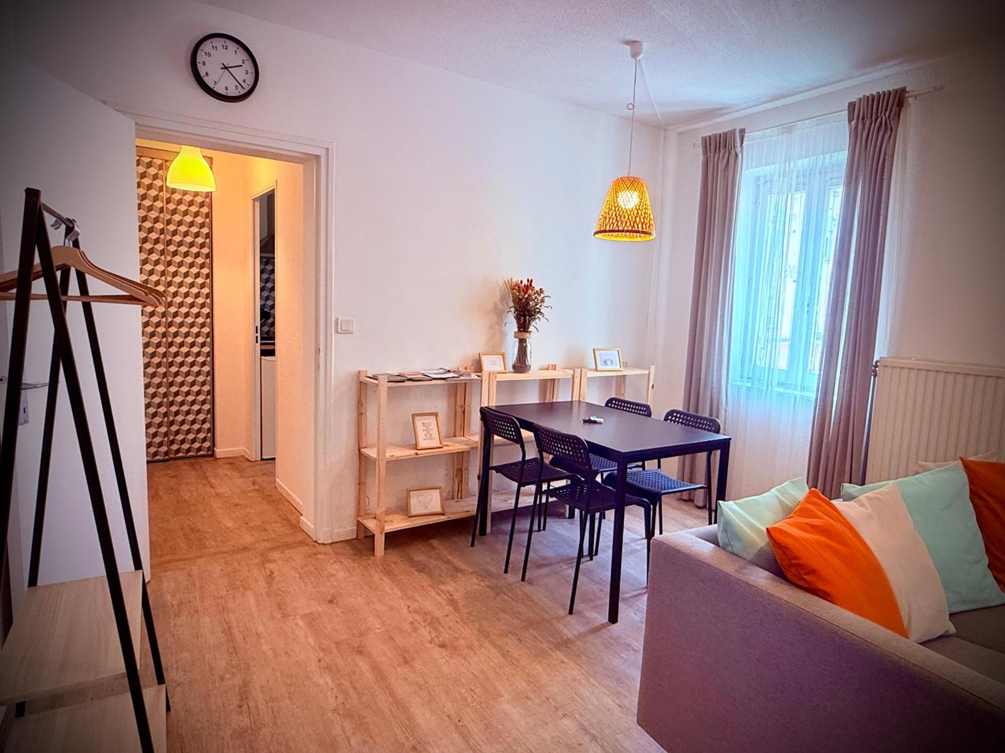 Apartment 50M2-Free Private Parking-Self Check In !! Appartement 50M2 Intramuros-Parking Prive Gratuit-Arrivee Autonome!! Авиньон Экстерьер фото
